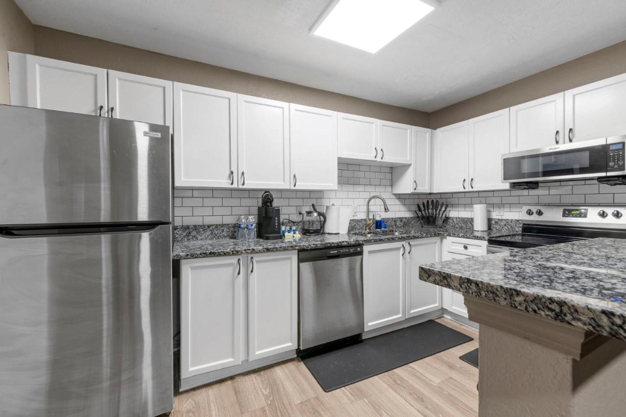 Truist Park Comfort Stays Atlanta Bagian luar foto