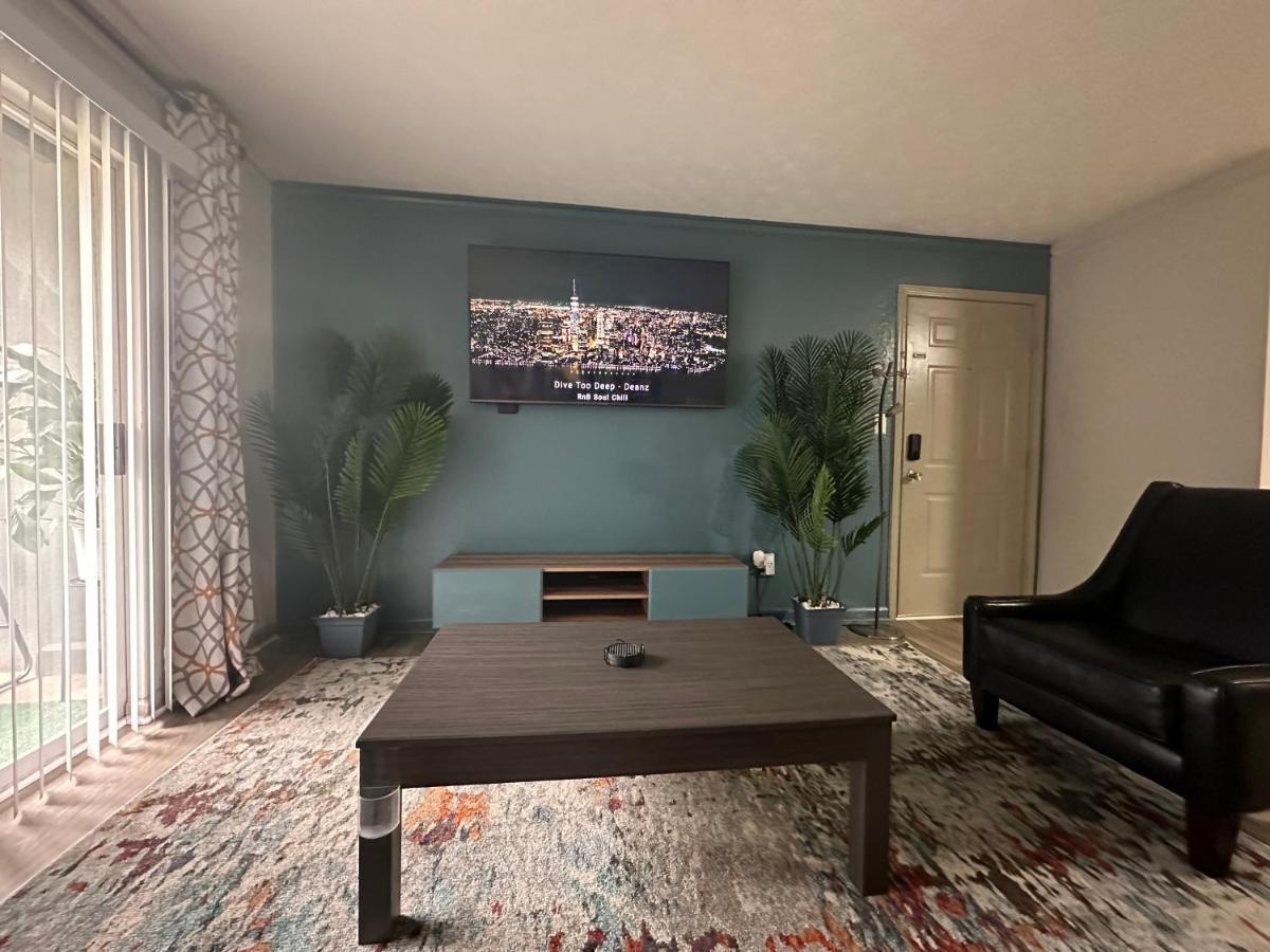 Truist Park Comfort Stays Atlanta Bagian luar foto